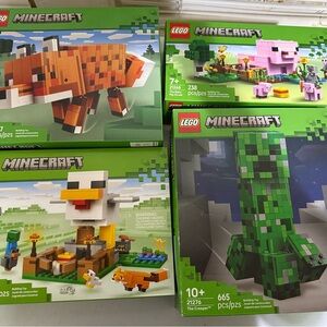 LEGO Minecraft bundle- 21268, 21276, 21585, 21588